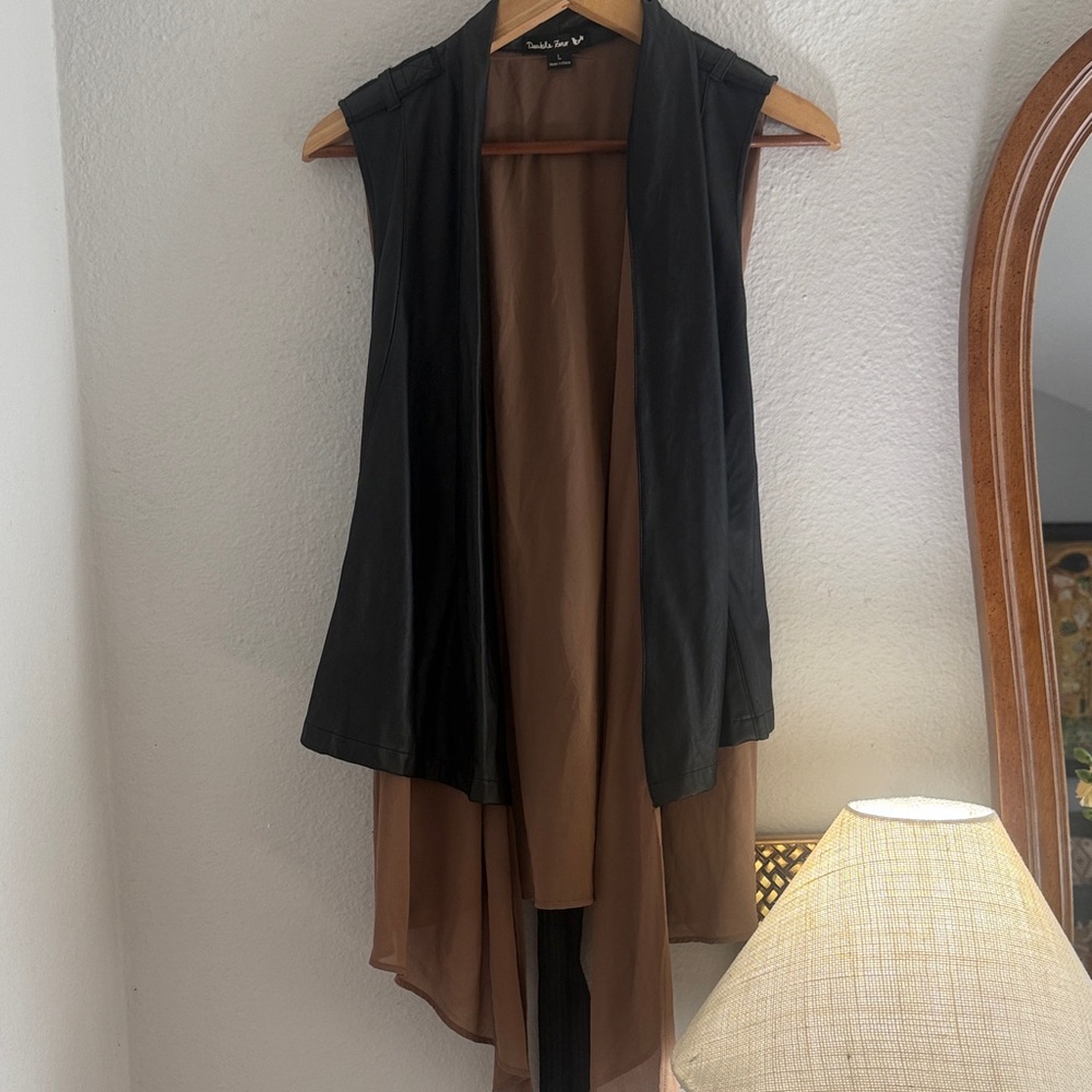 Double Zero Black and Tan Open Vest